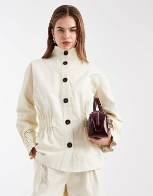 4th & Reckless Cotton Funnel Neck Button Up Shirred Waist Detailing Jacket In White