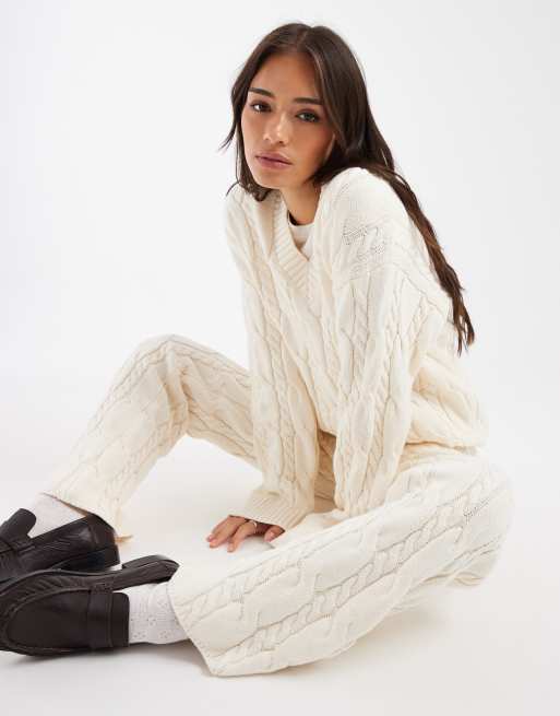 4th & Reckless cotton rich cable knit v neck jumper co-ord in cream
