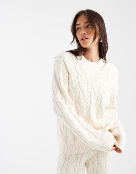 4th & Reckless cotton rich cable knit v neck jumper in cream (part of a set) - view 1