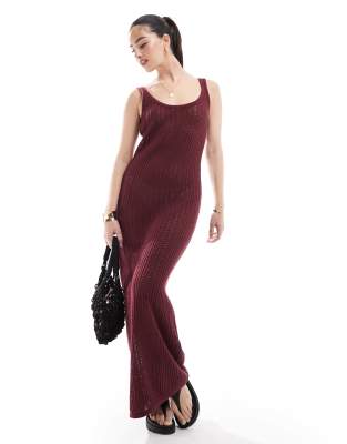 crochet scoop neck maxi beach dress in burgundy-Red