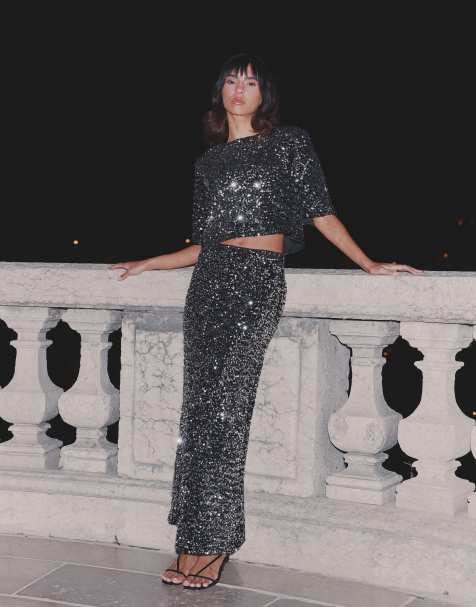 4th & Reckless - Crop top en velours orné de sequins à dos ouvert avec détail nœud - Noir - view 1