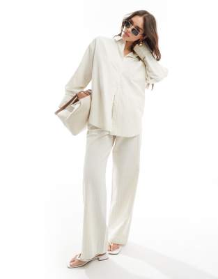 4th & Reckless delphi stripe beach shirt co-ord in beige-White φωτογραφία