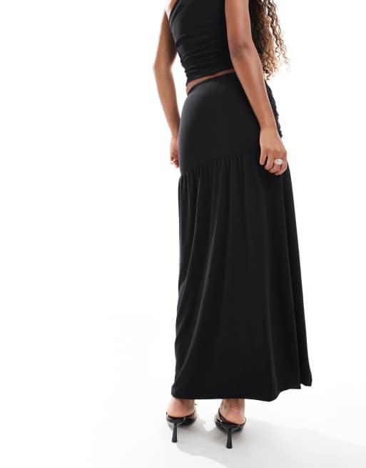 4th & Reckless double layered slinky gold hardware detail thigh split maxi skirt in black - part of a set, 4 of 5
