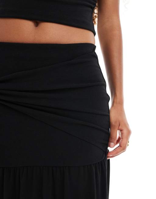 4th & Reckless double layered slinky gold hardware detail thigh split maxi skirt in black - part of a set, 5 of 5