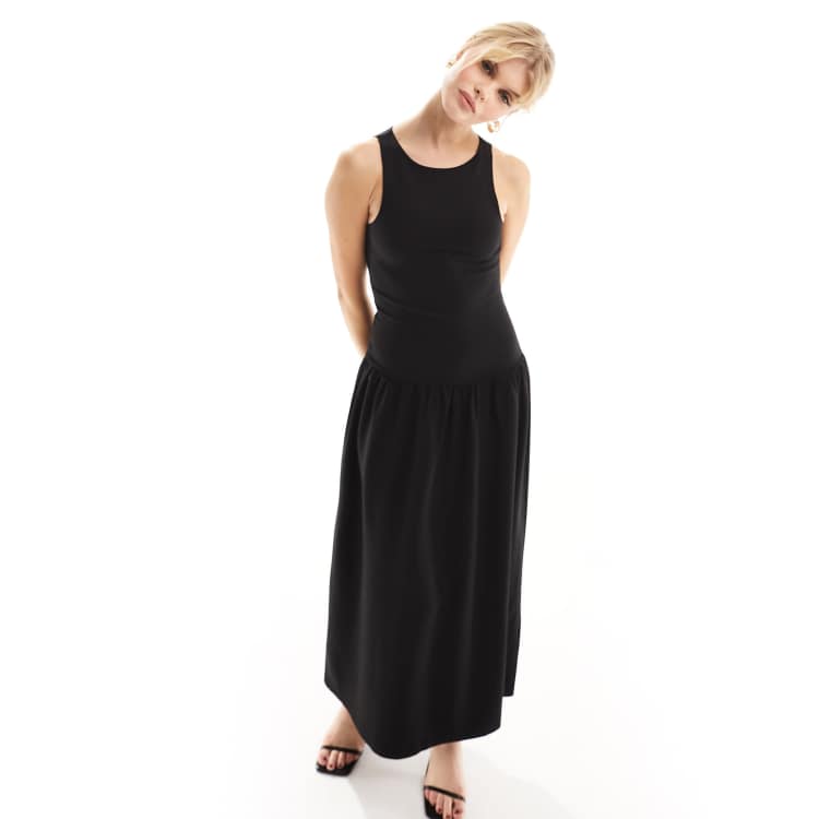 205671893-1-black?$n_750w$&wid