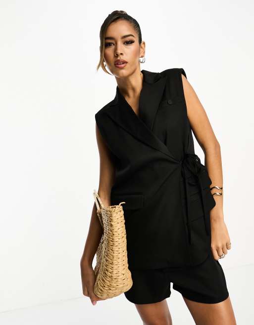 4th & Reckless Eliana waistcoat in black (part of a set)