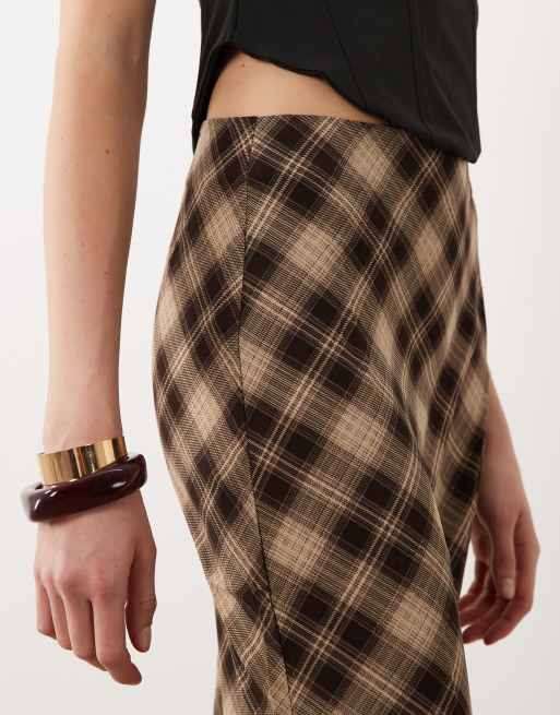 4th & Reckless Exclusive – Brązowa kolumnowa spódnica maxi z krepy ze wzorem w kratę, 3 z 5