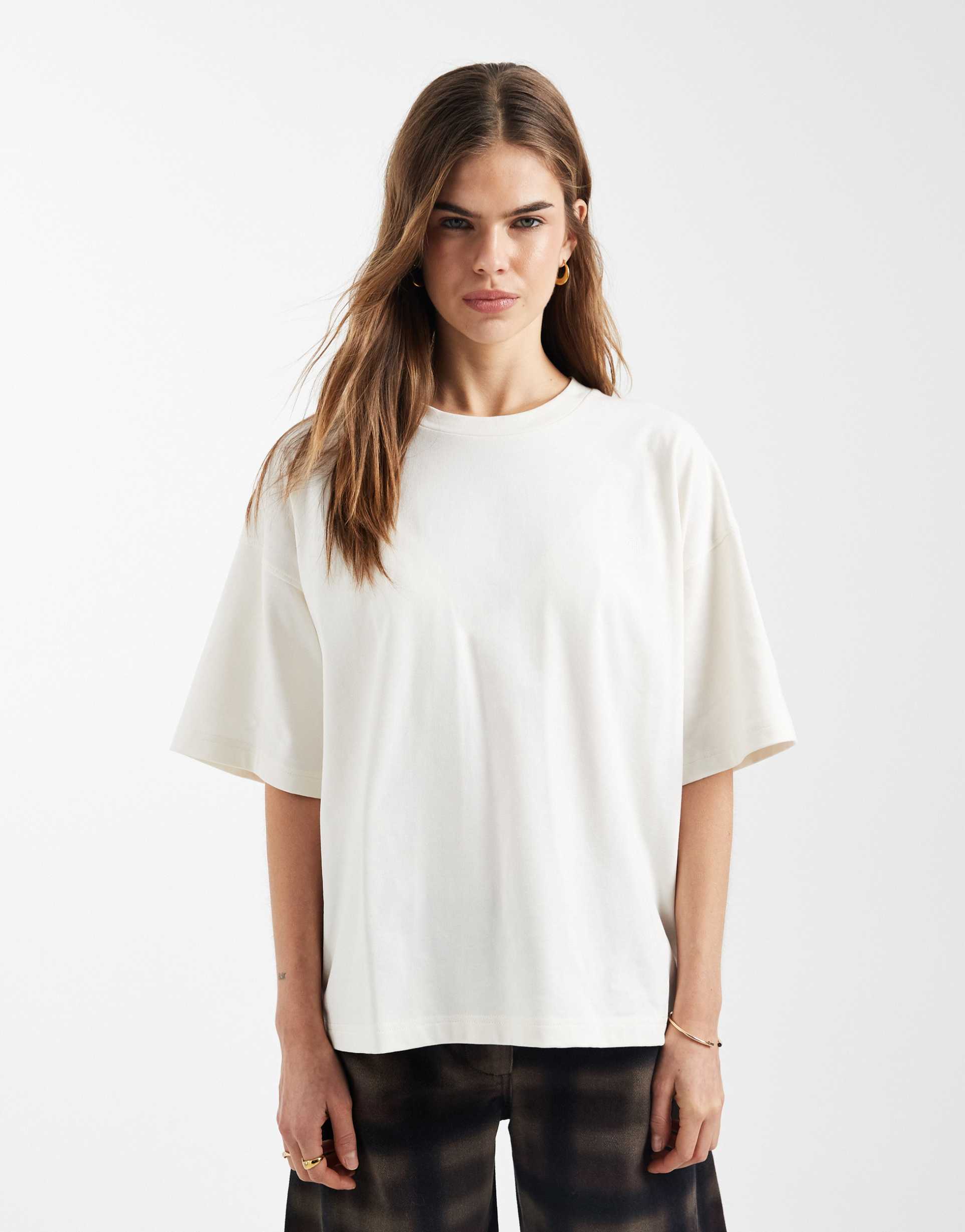 4th & reckless exclusive embroidered logo everyday oversized t-shirt in cream