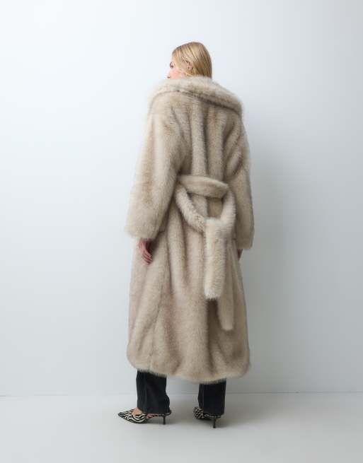  4th & Reckless faux fur oversized belted maxi coat in beige, 5 of 5
