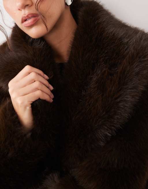 4th & Reckless faux fur oversized collar jacket in chocolate, 3 of 4