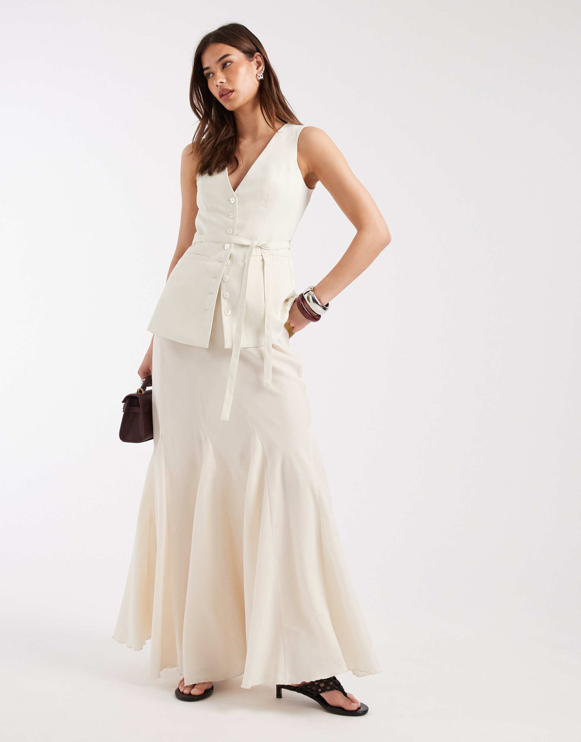 4th & reckless fishtail hem maxi skirt in cream - part of a set