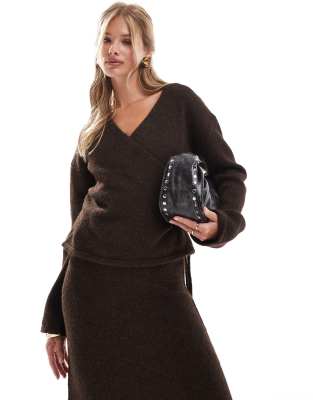 4th & Reckless - Flauschige Wollmix-Strickjacke in Schokobraun mit seitlichem Bindedetail, Kombiteil-Brown