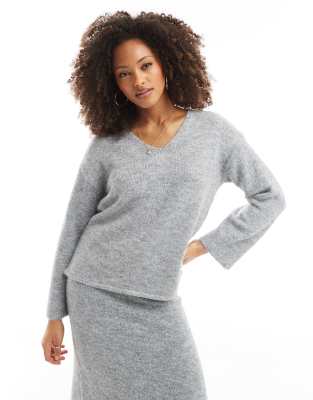 fluffy wool mix knit V-neck sweater in gray - part of a set