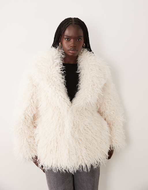 4th & Reckless fur fluffy oversized collar jacket in cream, 4 of 4