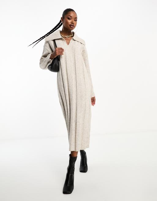 4th & Reckless - Gebreide midi-jurk met oversized kraag en v-hals in stone