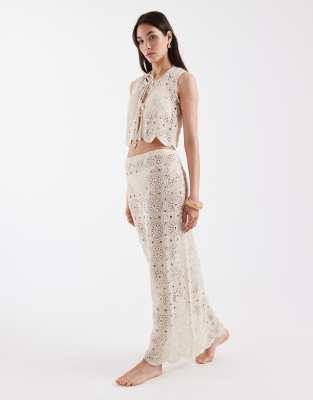 4th & Reckless - Gehäkelter Maxi-Strandrock in Beige mit Blumenmuster, Muschelsaum und hohem Baumwollanteil, Kombiteil-N...