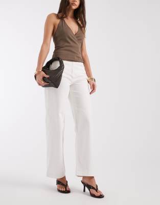 4th & Reckless - Gerade geschnittene Jeans in Creme-Weiß