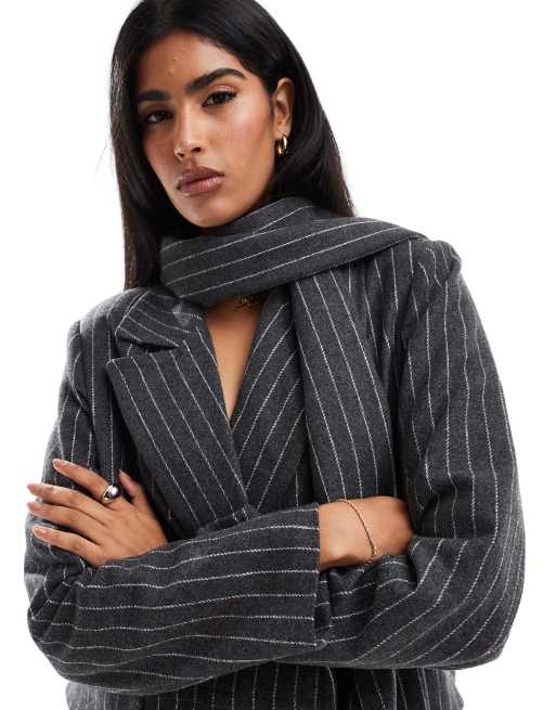 4th & Reckless – Grå, figursydd kappa i formell design med kritstrecksrandigt mönster och matchande scarf, 3 av 4