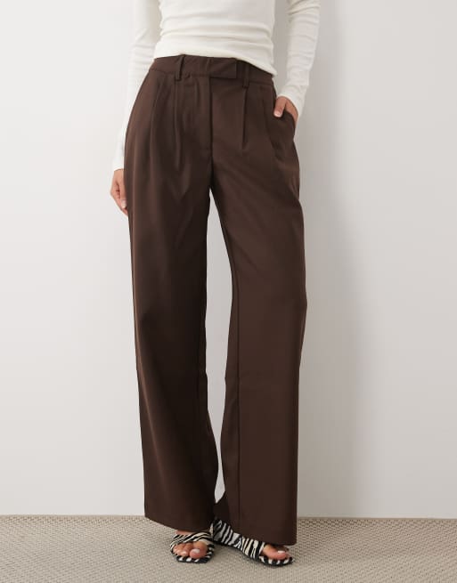 4th & Reckless high waisted tailored wide leg trousers co-ord in chocolate, 3 of 5