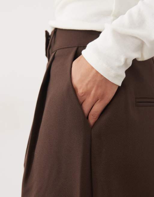 4th & Reckless high waisted tailored wide leg trousers co-ord in chocolate, 4 of 5