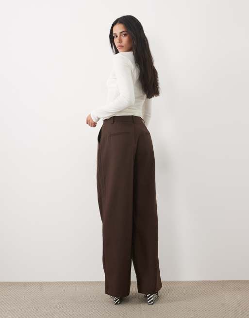 4th & Reckless high waisted tailored wide leg trousers co-ord in chocolate, 5 of 5