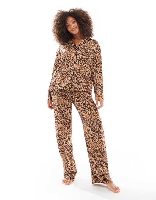4th & Reckless - Holly - Pyjamassæt med leopardprint i satin