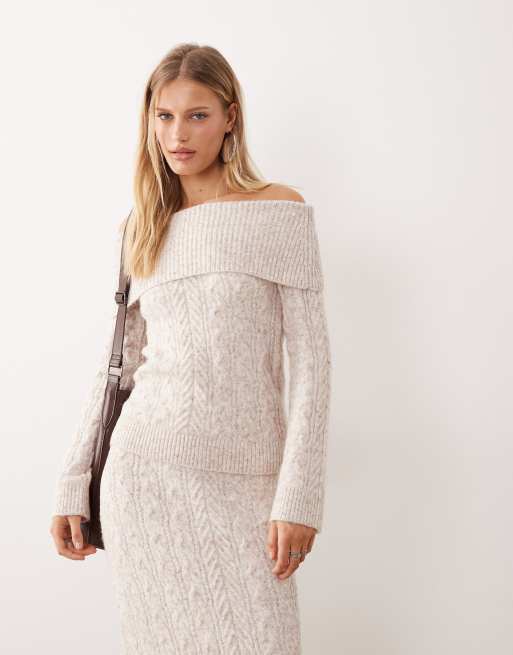 4th & Reckless - Gebreide co-ord set van kabeltrui met brede bardot-hals en maxirok van wolmix in beige, 3 van 3