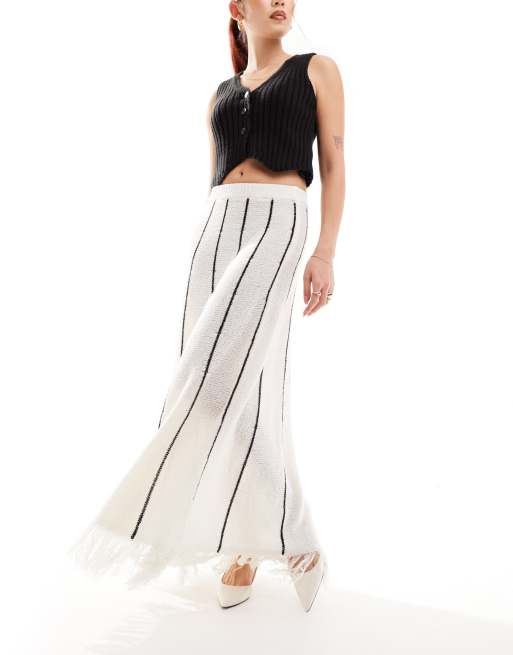 4th & Reckless knitted fringe hem maxi skirt in cream stripe | ASOS