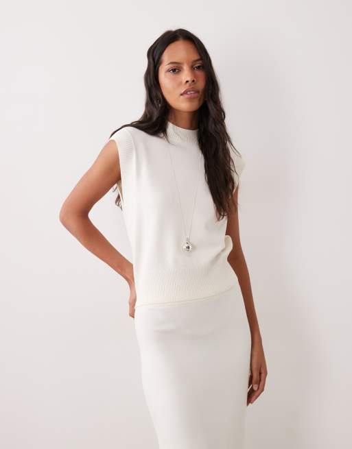 4th & Reckless knitted high neck ribbed detail sleeveless top and maxi skirt co-ord in cream, 2 of 3