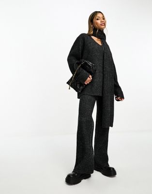 4th & Reckless knitted jumper with scarf co-ord in black - ASOS Price Checker