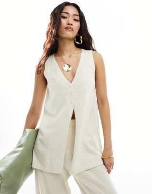 4th & Reckless 4th & Reckless knitted pointelle longline waistcoat co-ord in cream-White