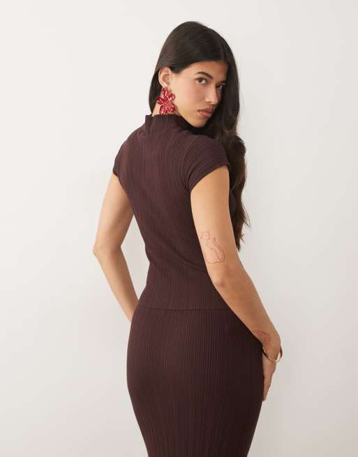 4th & Reckless knitted ribbed cap sleeve high neck top in chocolate (part of a set), 4 of 4