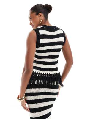 4th & Reckless Knitted Sleeveless Tassel Edge Top In Multi