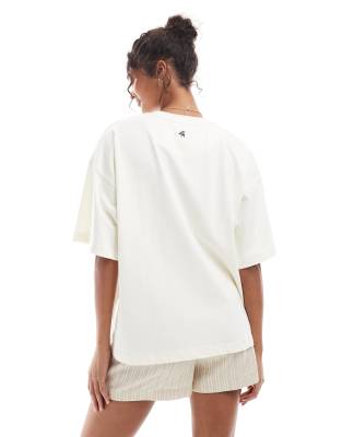 4TH & RECKLESS LA ISLA CAPRI PRINTED T-SHIRT