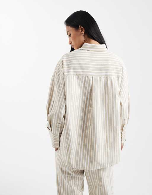 4th & Reckless - Lichtgewicht gestreept strandoverhemd met linnenlook en knoopsluiting in beige, deel van co-ord set, 4 van 4