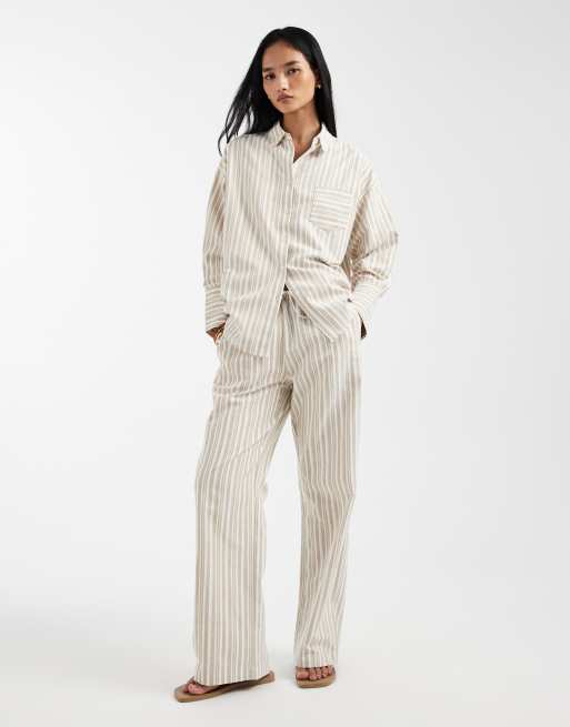 4th & Reckless lightweight cotton rich button through beach shirt and wide leg pants set in beige stripe, 2 of 3