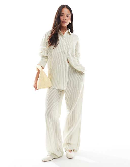 4th & Reckless lightweight linen look pocket detail beach shirt co-ord in cream & sage stripe , 4 of 4