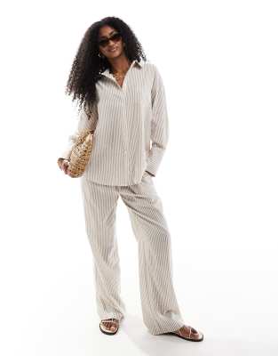 lightweight linen look striped beach pants in beige - part of a set-White