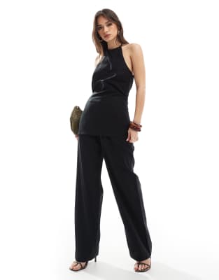 4th & Reckless Linen Blend Halterneck Low Back Top In Black