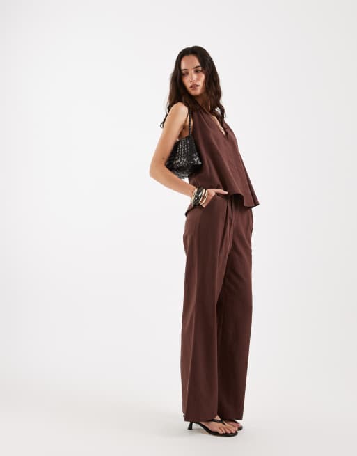 4th & Reckless linen blend tailored pleat front wide leg pants in chocolate - part of a set, 5 of 5