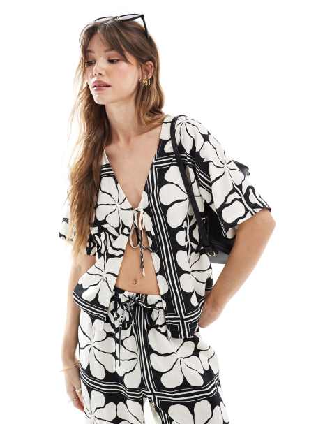 4th & Reckless linen blend tie front v neck beach shirt in black and white floral print - part of a set - view 1