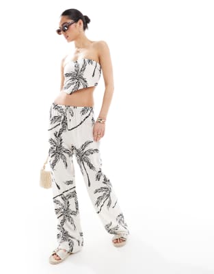 4th & Reckless 4th & Reckless linen blend wide leg trouser co-ord in beige palm print-Neutral