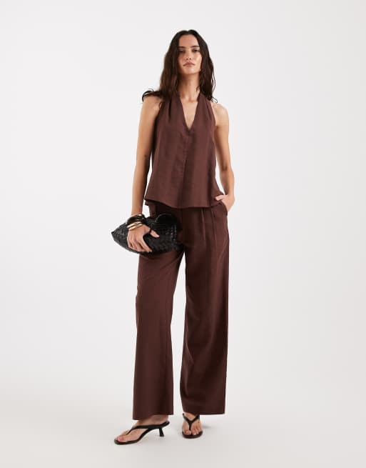 4th & Reckless linen feel tailored pleat front wide leg trousers co-ord in chocolate, 2 of 5