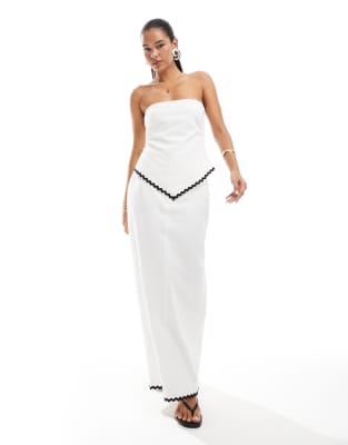 4th & Reckless Linen Look Bandeau Envelope Hem Contrast Scallop Trim Top