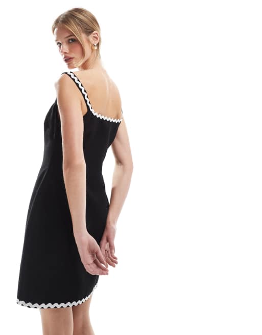 4th & Reckless linen look square neck contrast ric rac trim mini dress in mono, 4 of 4