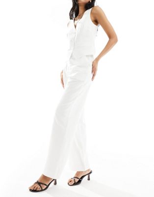 4th & Reckless linen look tailored wide leg trousers co-ord in white