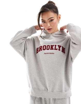 4th & Reckless - Lounge-Kapuzenpullover in Grau meliert mit „Brooklyn"-Aufschrift