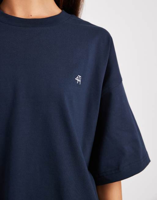 4th & Reckless – Marinblå, bomullsrik skjorta i oversized fit med broderad logga och 'Sunday'-tryck baktill, 4 av 4