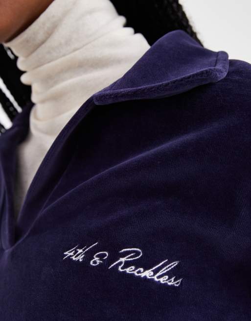 4th & Reckless – Marinblå sweatshirt i velour med broderad logga, del av set, exklusivt hos ASOS, 3 av 4