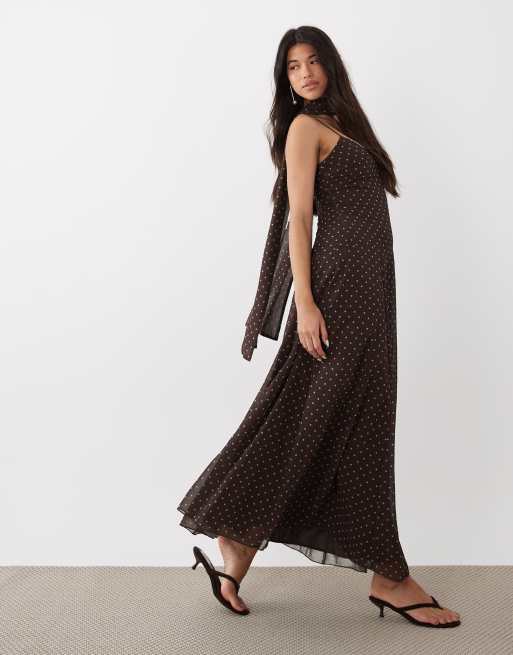 4th & Reckless – Maxi-Trägerkleid aus Chiffon in Schokobraun und Blau mit Schaldetail und Polka Dots, 4 von 4